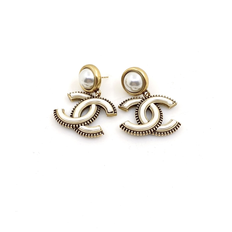 Ch**el earrings